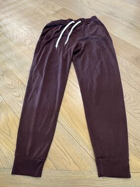 Vuori - Men's Joggers size M